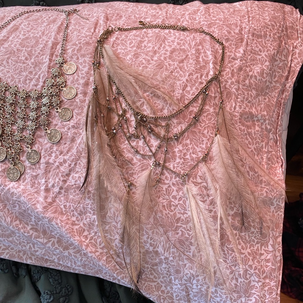 Accent necklace bundle - Picture 2 of 5